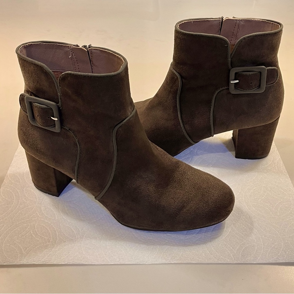 White Mountain Women’s Block Heel Ankle Boots Green Size 8 1/2 M W25955Z/calisi